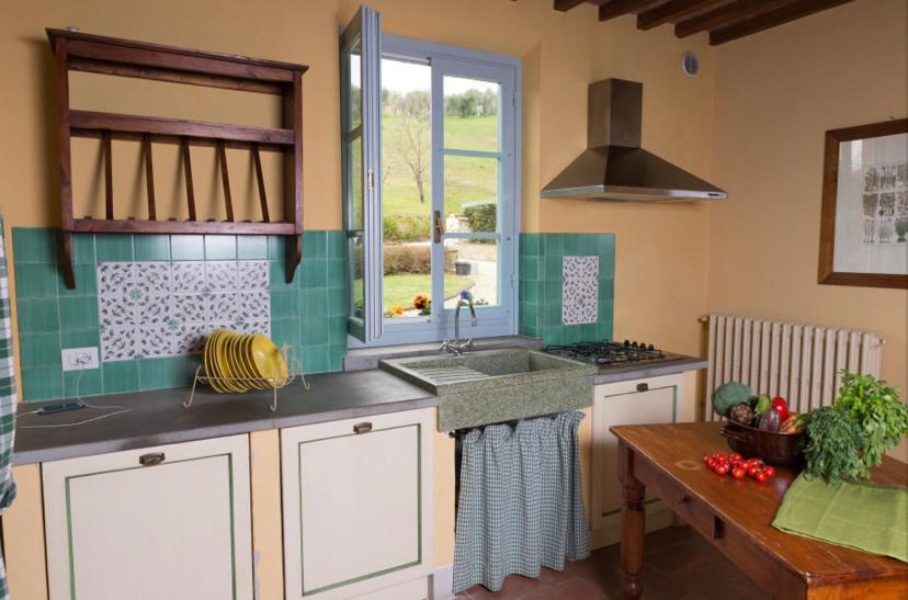 Il Borghetto Andrea Tafi Guest House Лампорекио Екстериор снимка